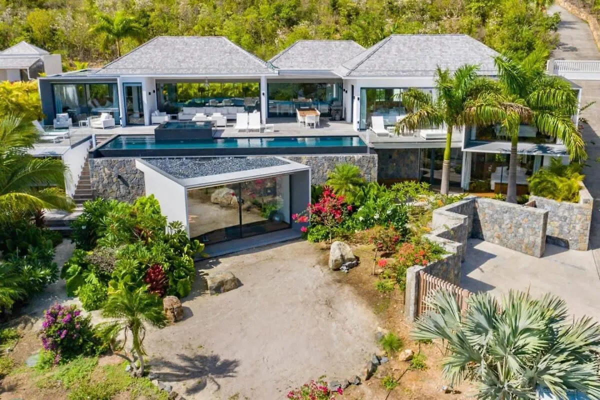 Amazing Environmental Villa with Delightful Amenities Gustavia